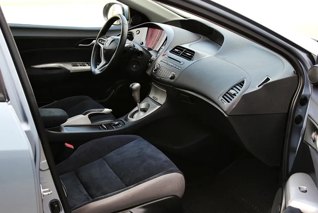 Honda Civic cena 23890 przebieg: 234600, rok produkcji 2008 z Ustka małe 301